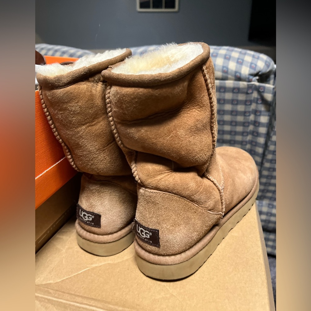 Ugg chestnut boots